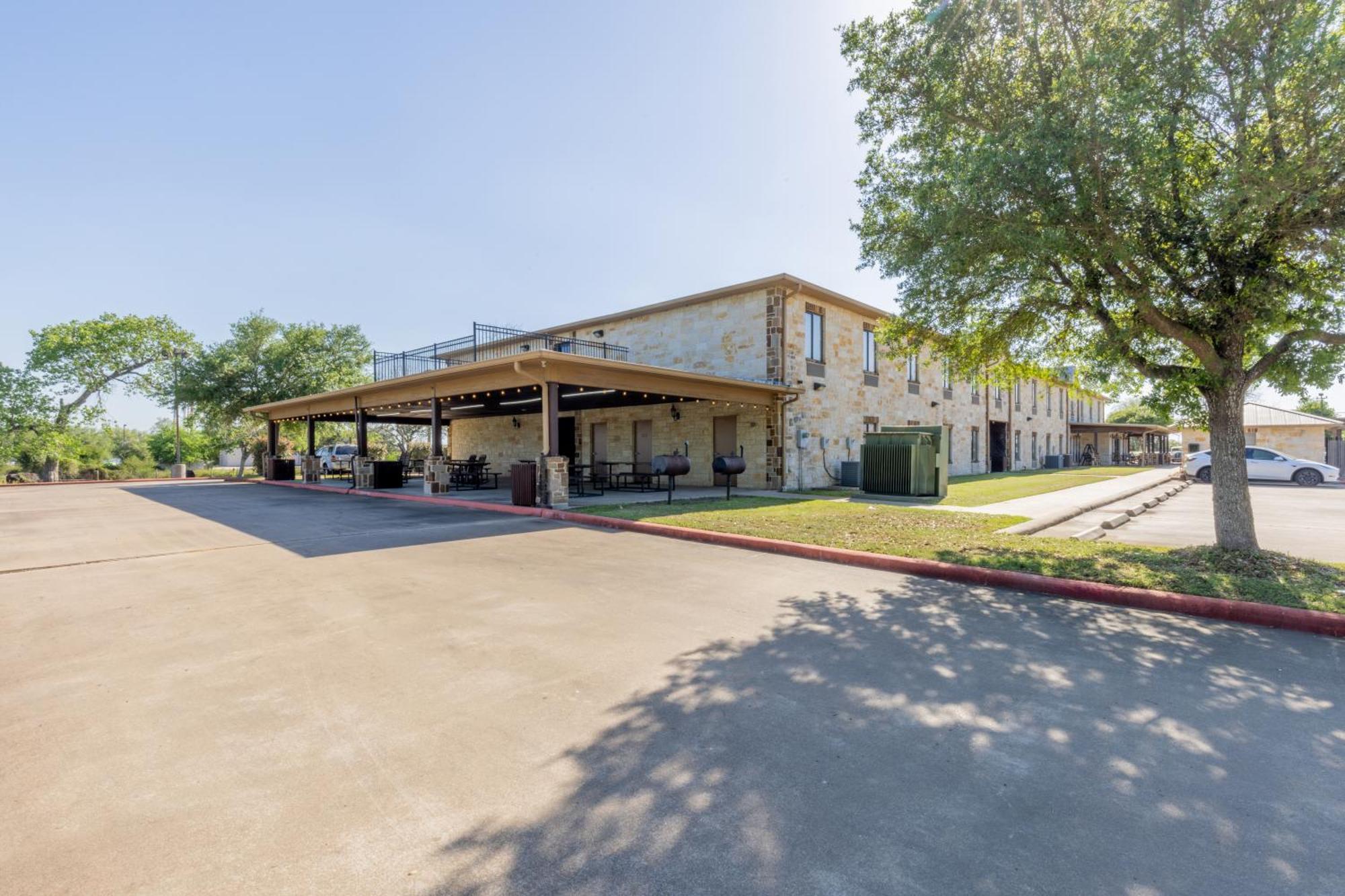 Hotel Texas Hallettsville Eksteriør billede