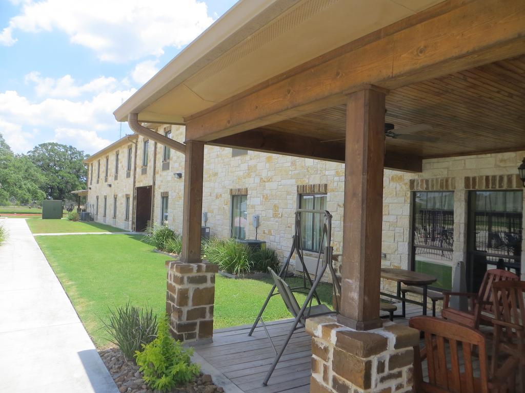 Hotel Texas Hallettsville Eksteriør billede