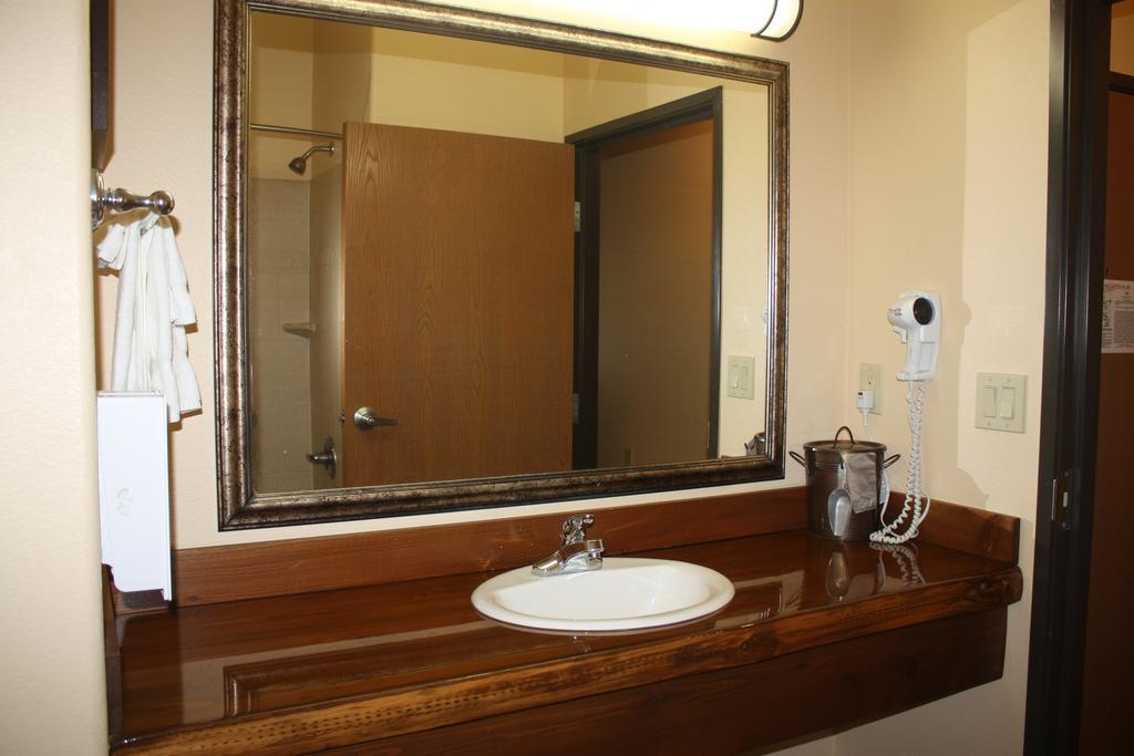 Hotel Texas Hallettsville Eksteriør billede